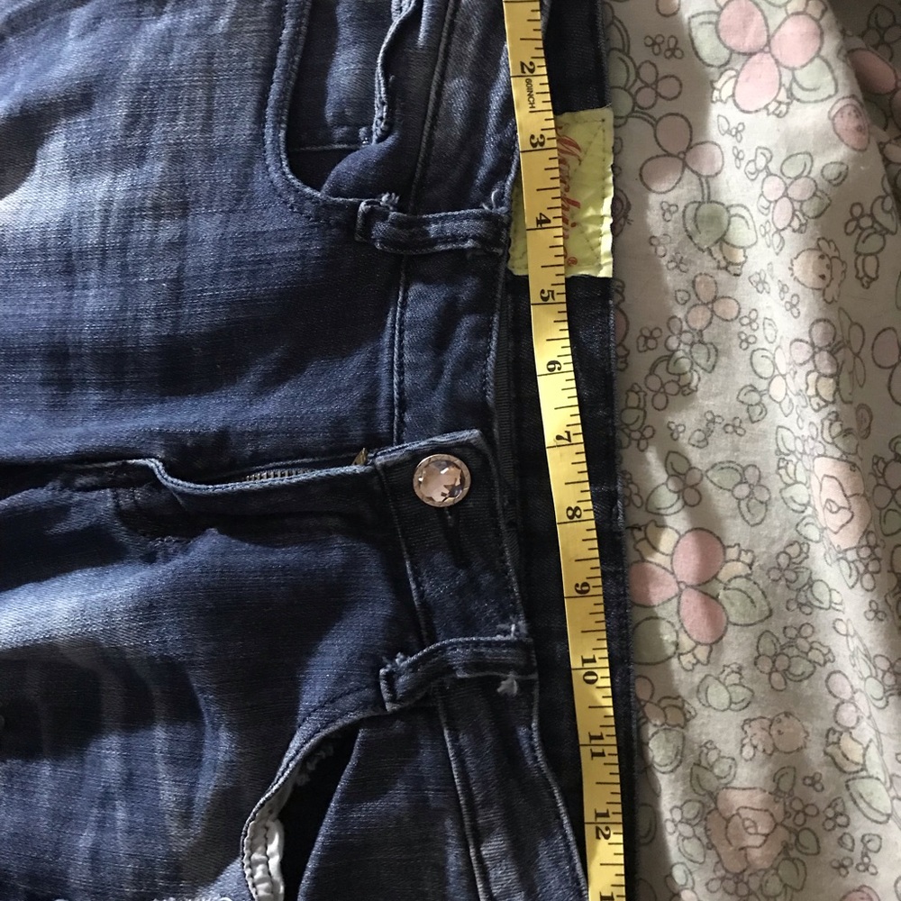Machine distressed jeans - Picture 2 of 5